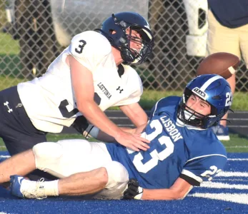 Lisbon serves up Spaghetti Bowl win